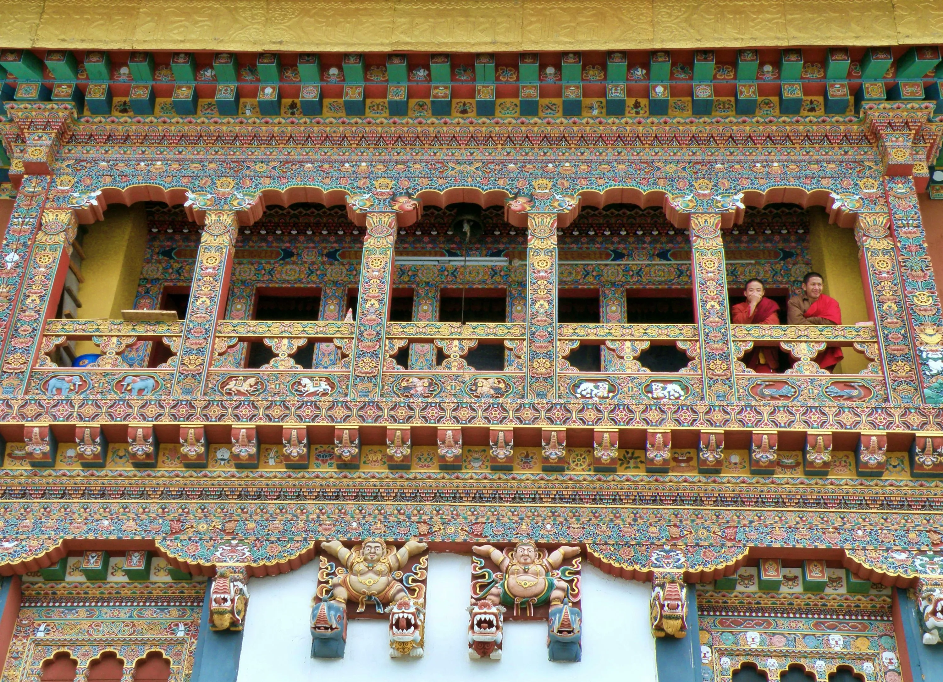 How to Travel to Bhutan from Bahrain (2026): A Complete Guide to Visa, SDF, Flights, & Itineraries